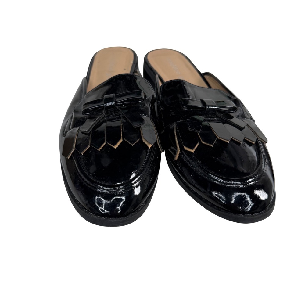 Madden Girl AAVAA Black Patent Loafer Mules‎ Kiltie Fringe Bow Slides Flats 7.5M - Picture 3 of 8
